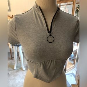 Brand New Women’s ribbed Heather grey high neck 1/2 Black zip ring pull.